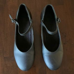 Womens size 7.5 Theatricals black tap shoes